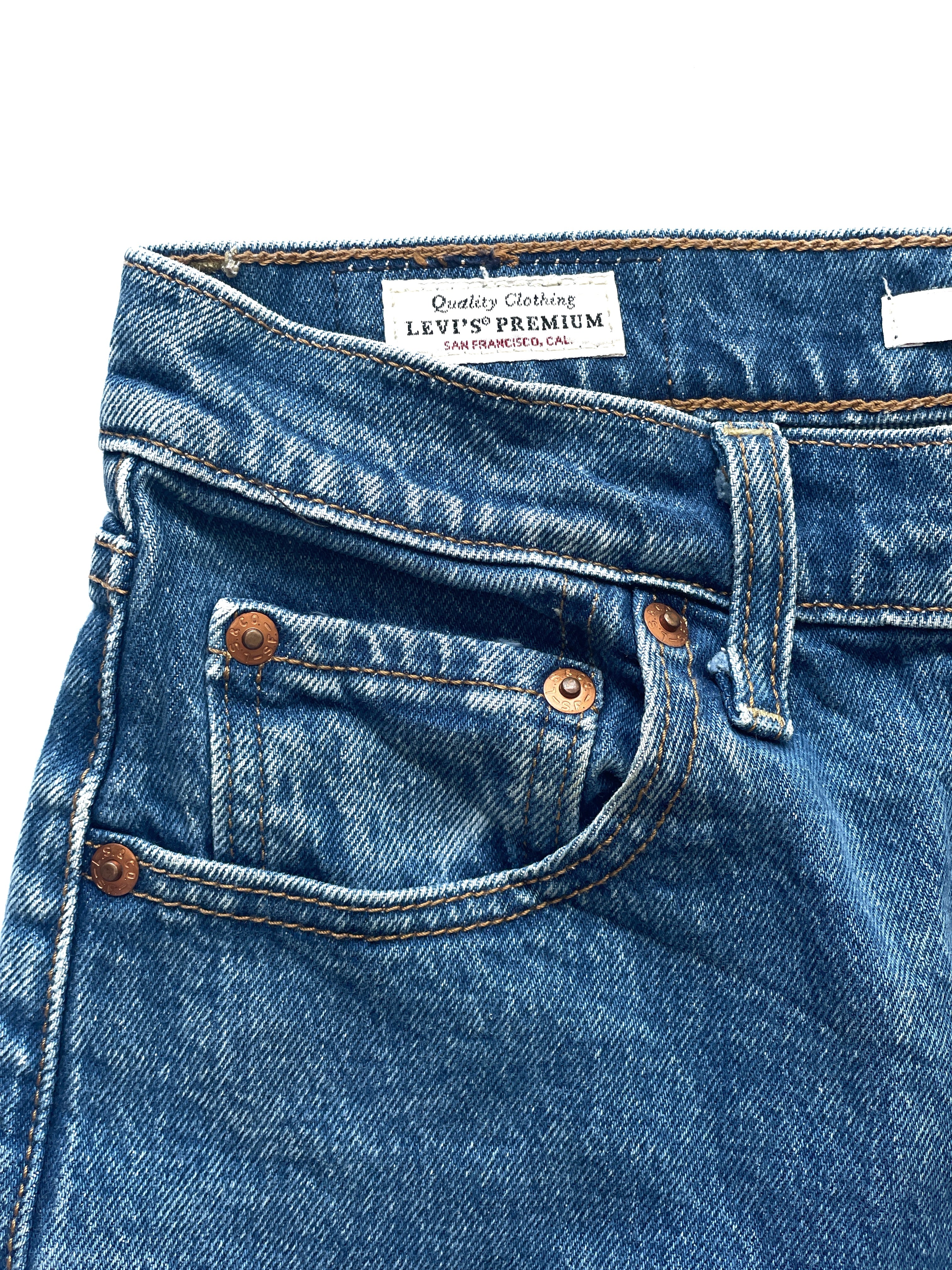 Short Levi's Denim