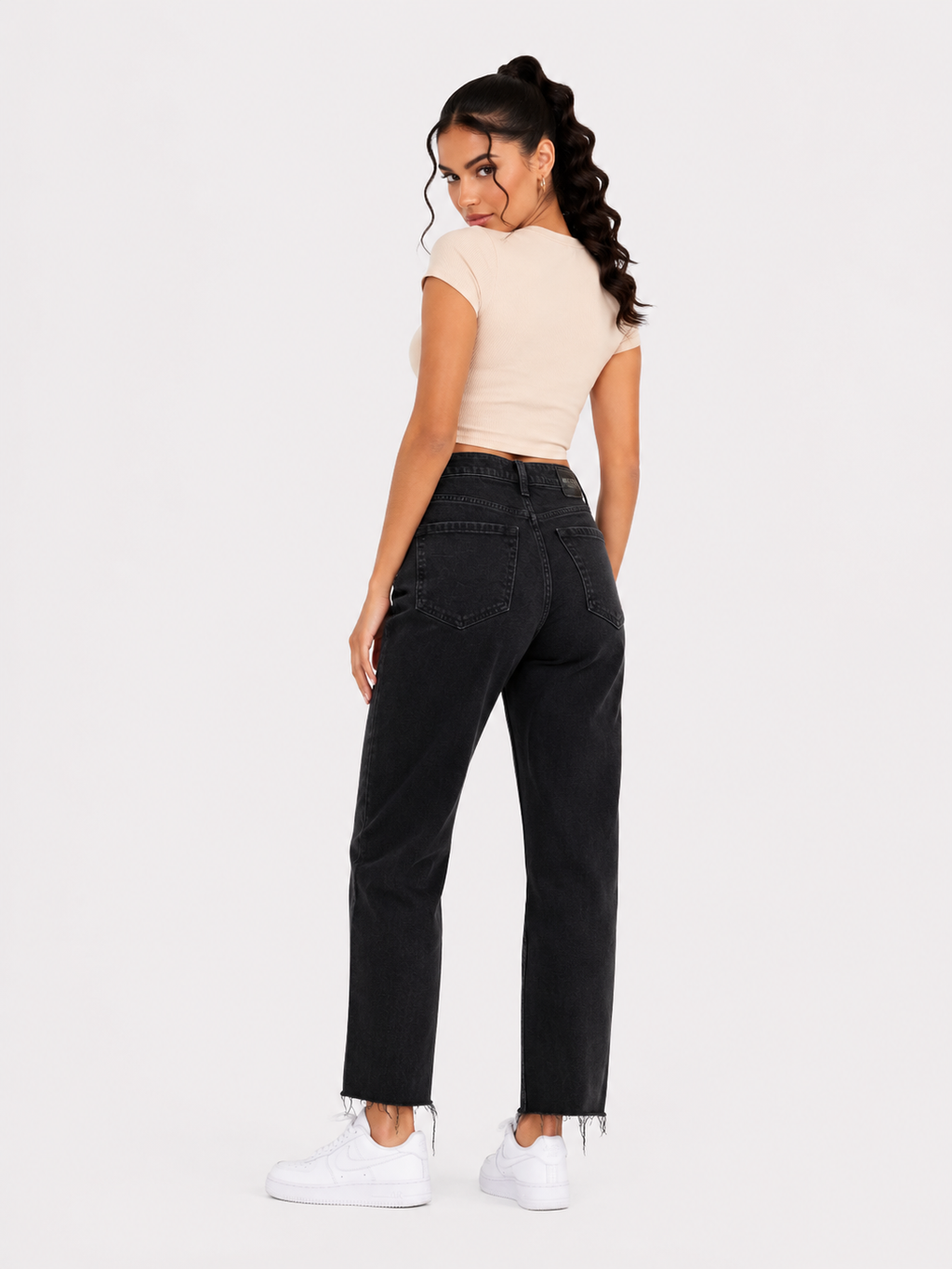 Jean Negro Hollister Ultra High-Rise Mom
