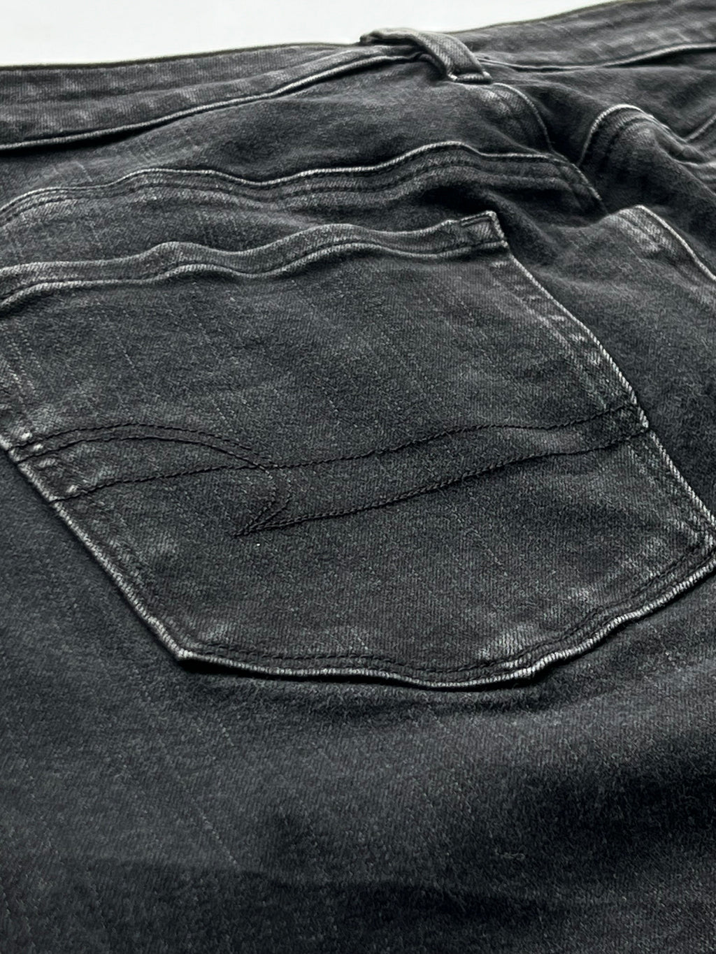Jean American Eagle Dream Stretch Negro grisáceo