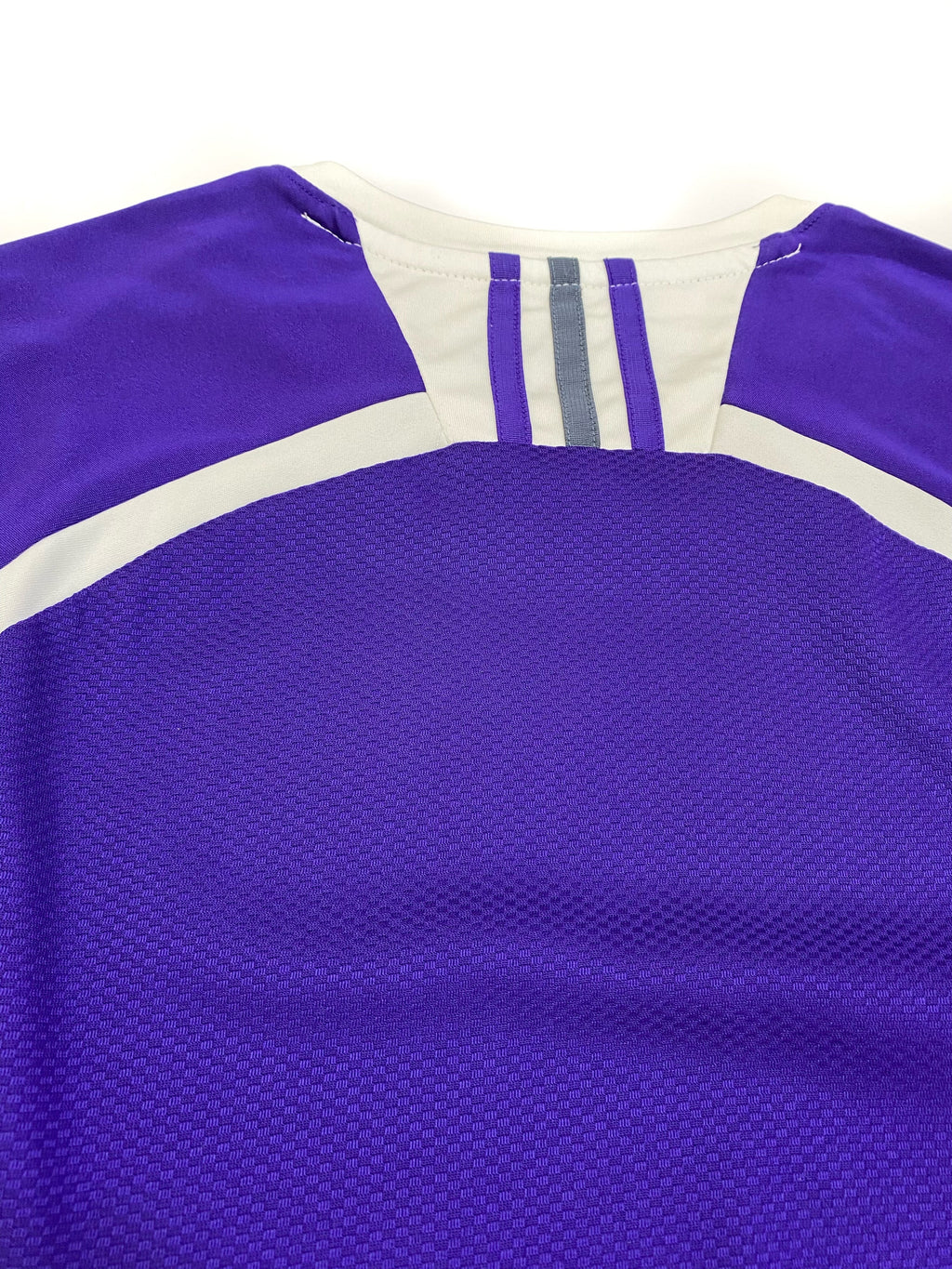 Camiseta Adidas Climalite Deportiva Morada / Blanca