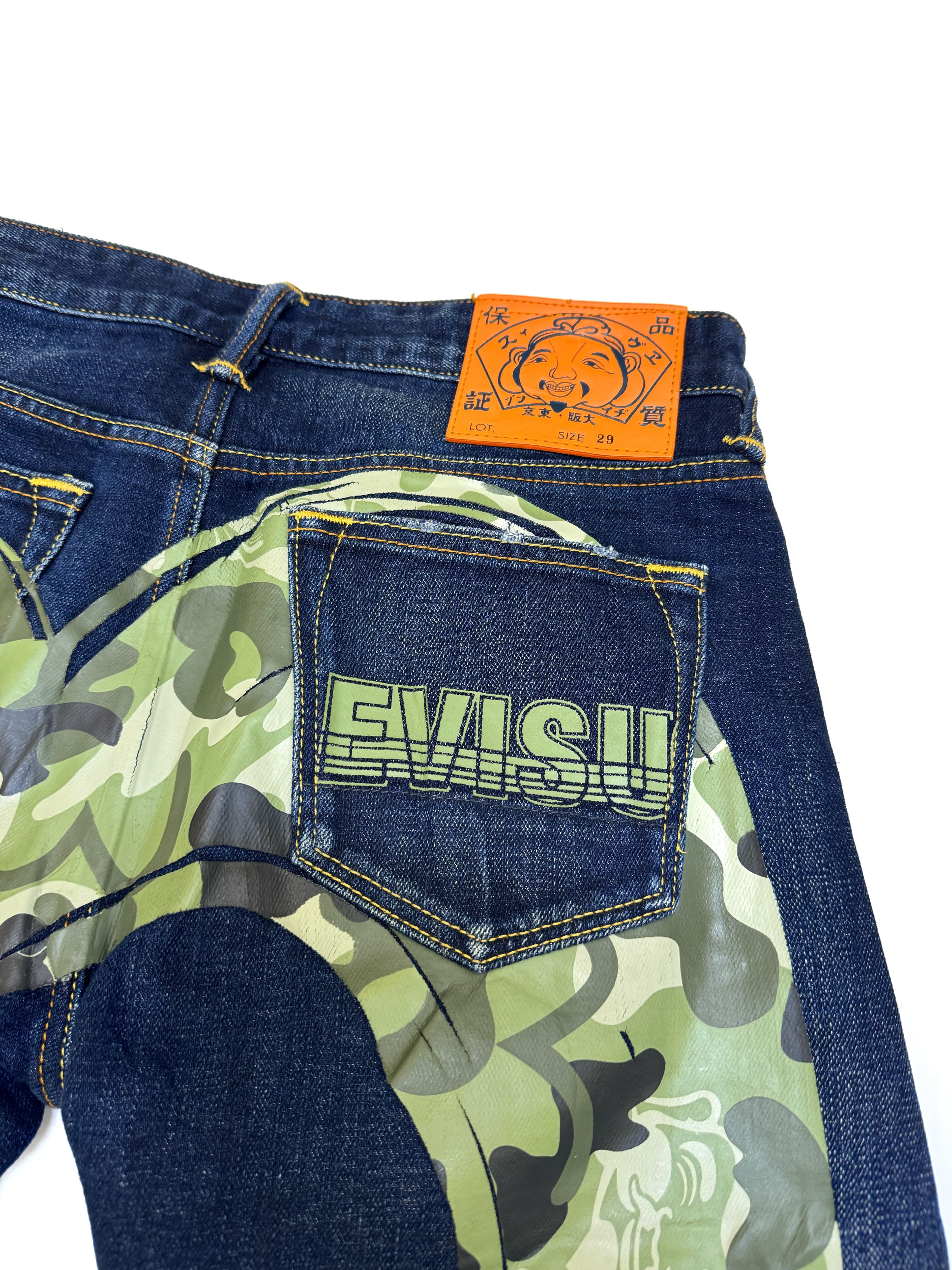Jean Evisu militar