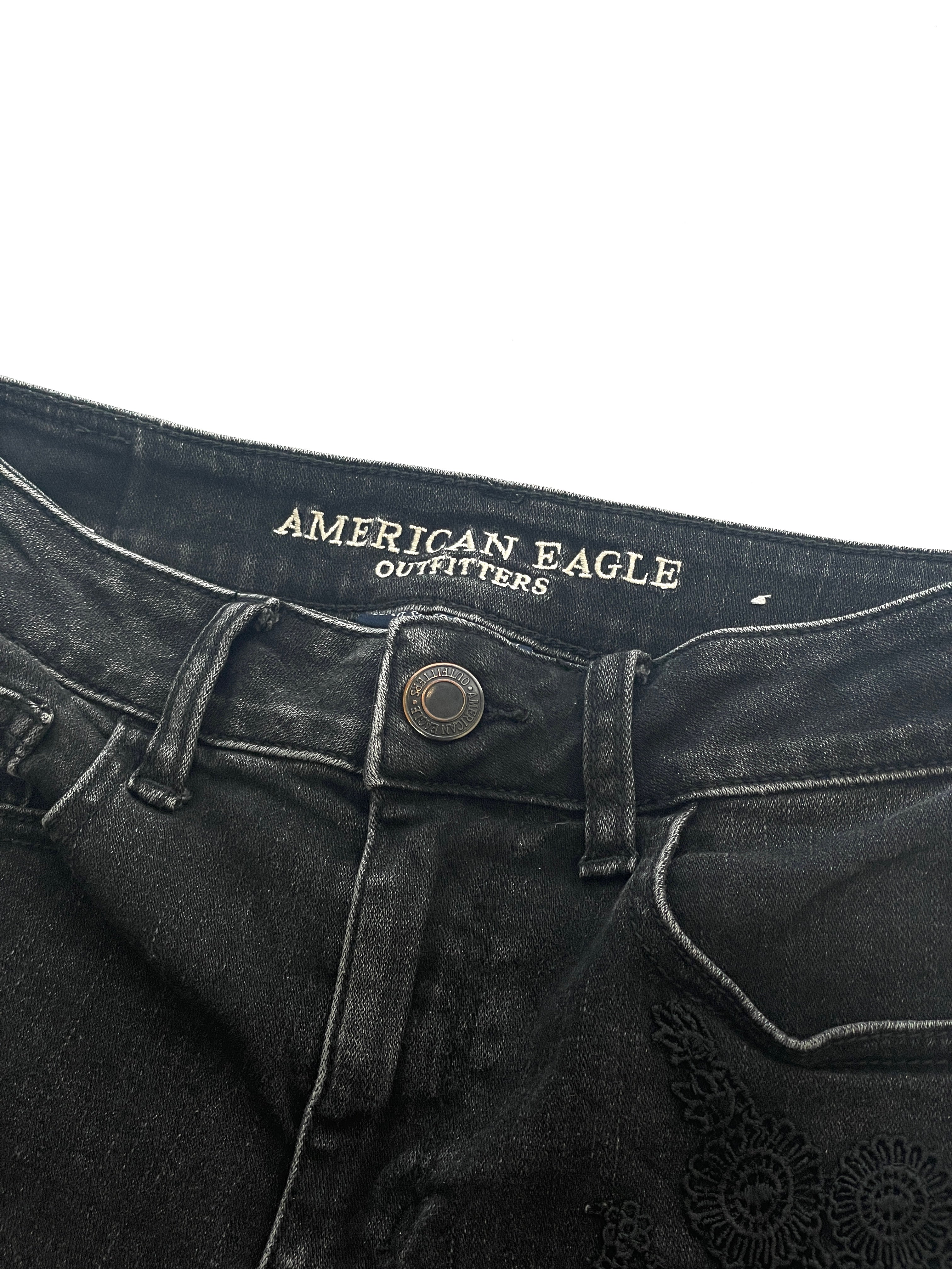 Short Jean American Eagle Super Stretch Negro con Encaje