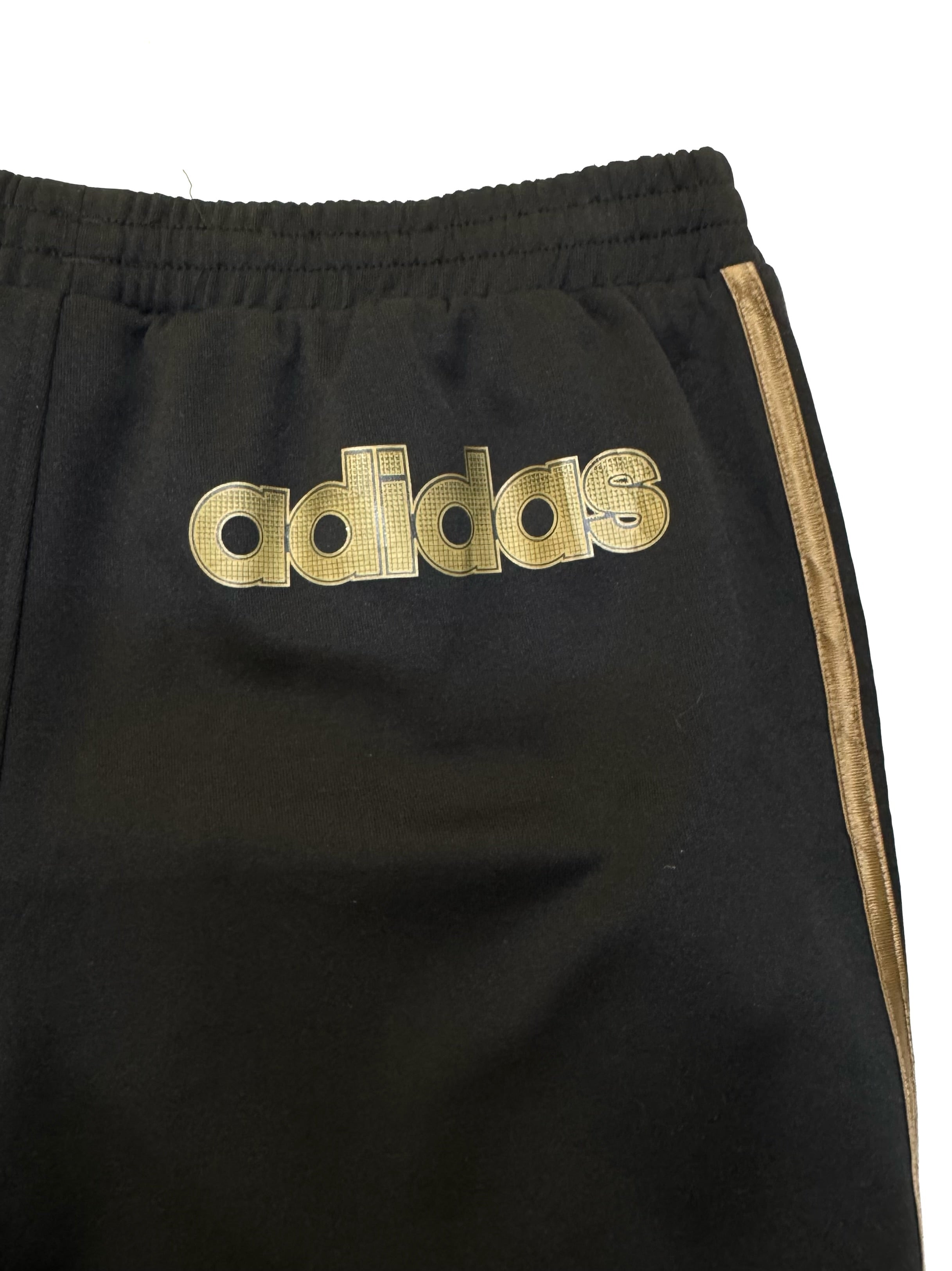 Sudadera Adidas Negra Franjas Doradas
