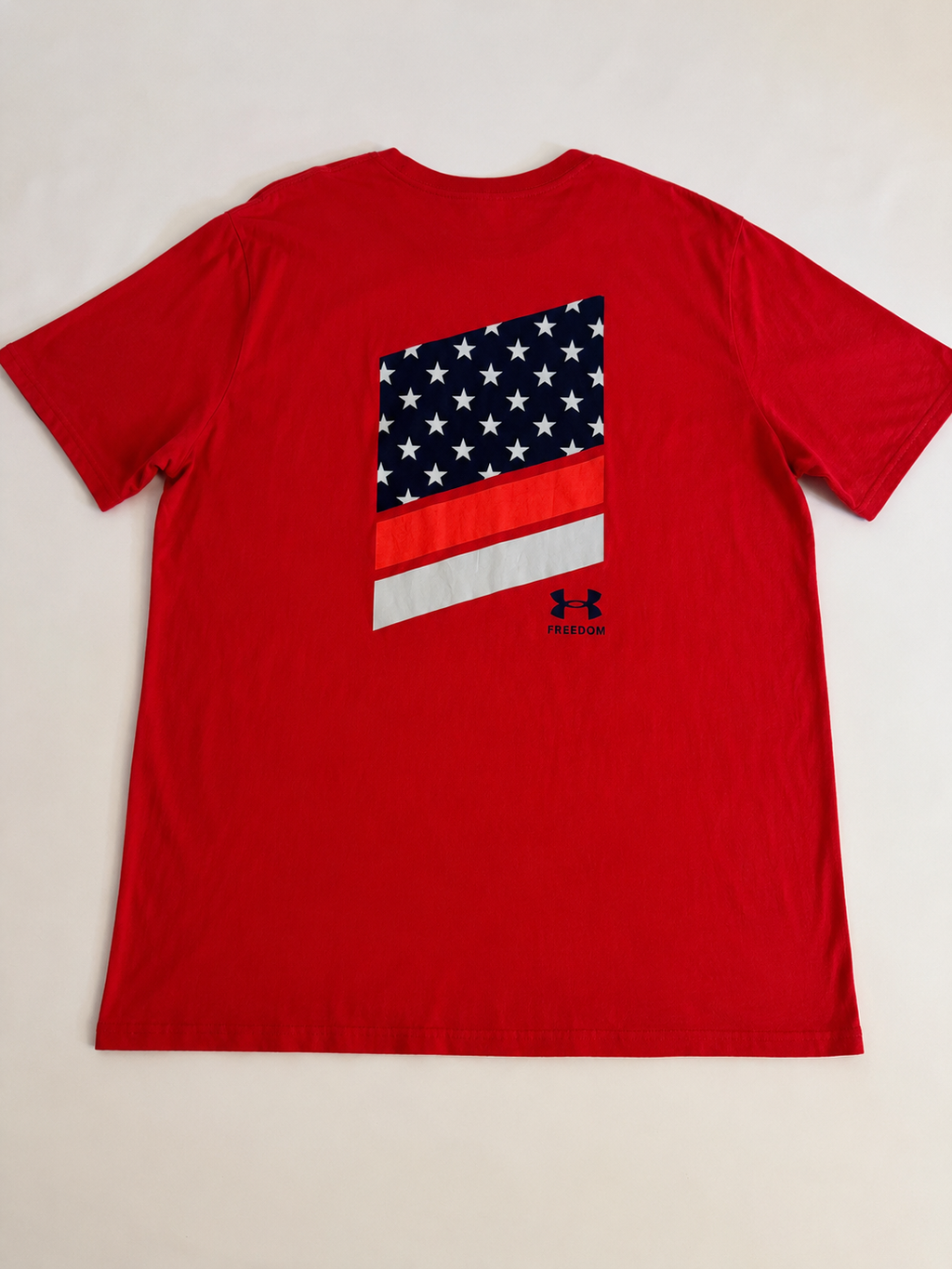 Camiseta Under Armour Freedom — Roja