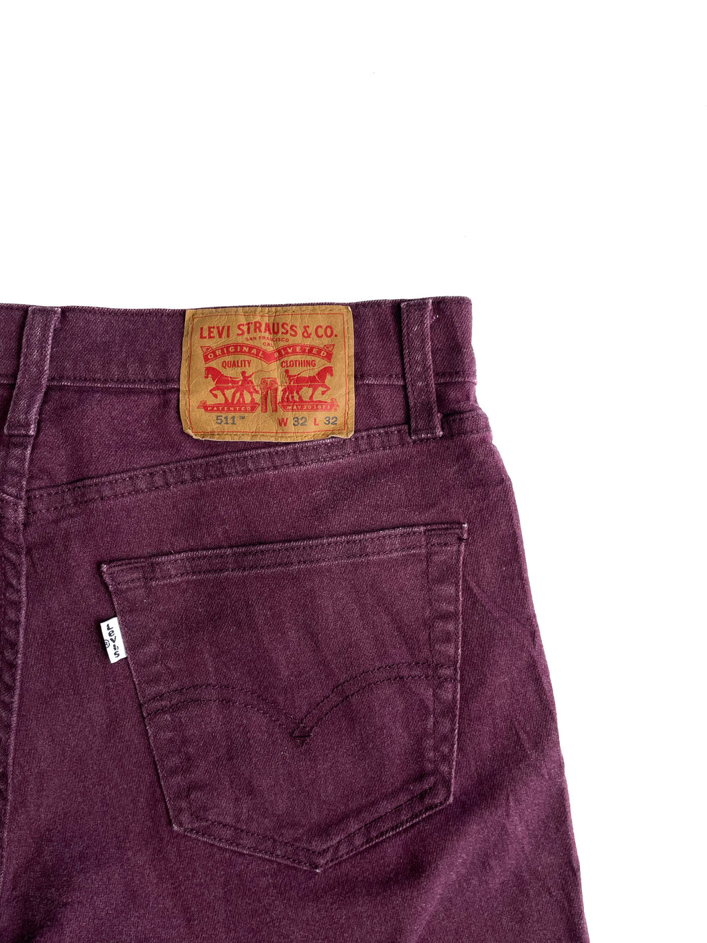 Jean Levi's 511 vinotinto