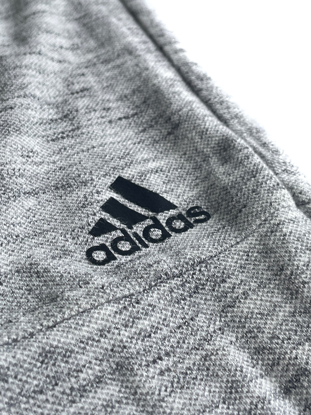 Adidas Jogger Fleece gris