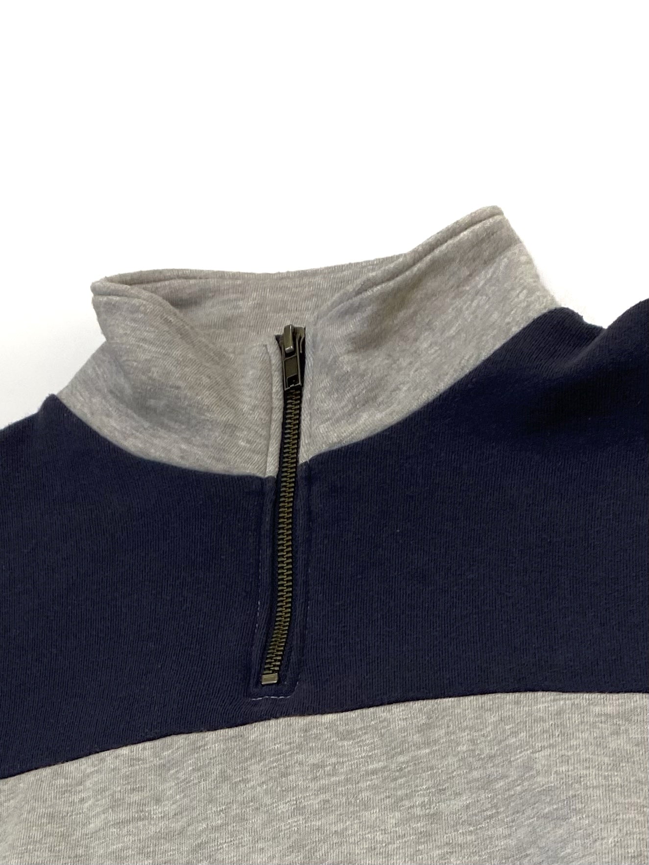Buso American Eagle  Gris y Navy