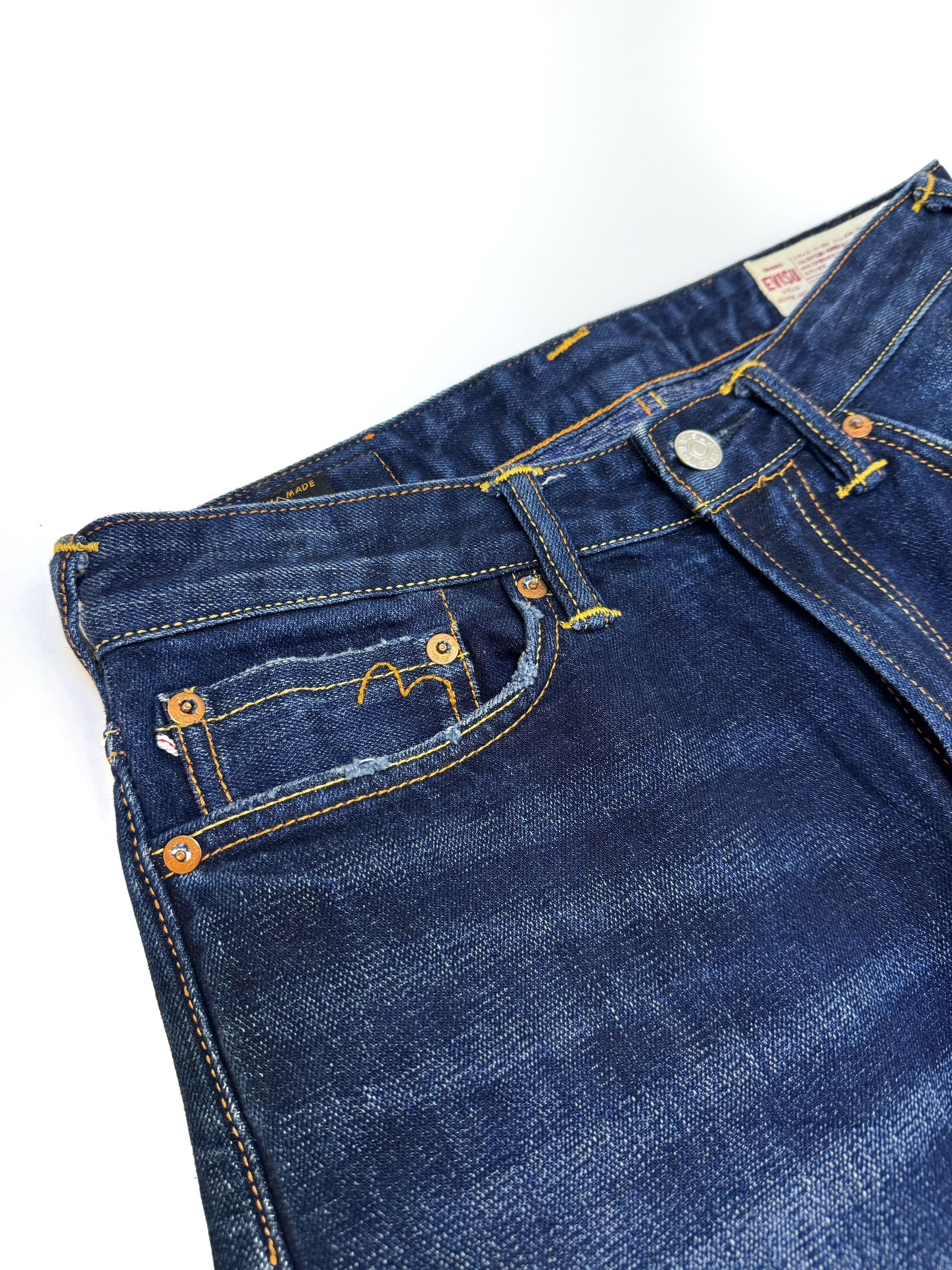Jean Evisu militar