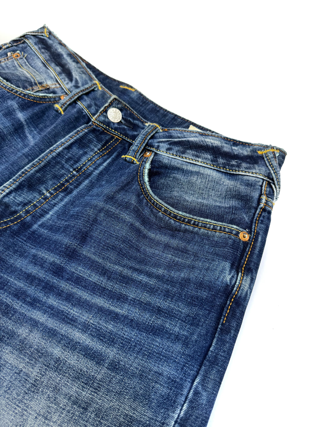 Jean EVISU azul corto