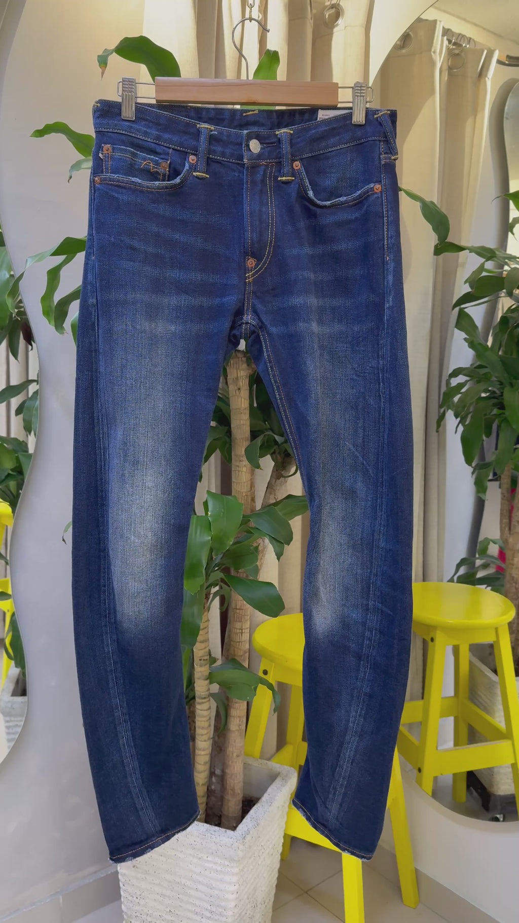 Jean Evisu militar