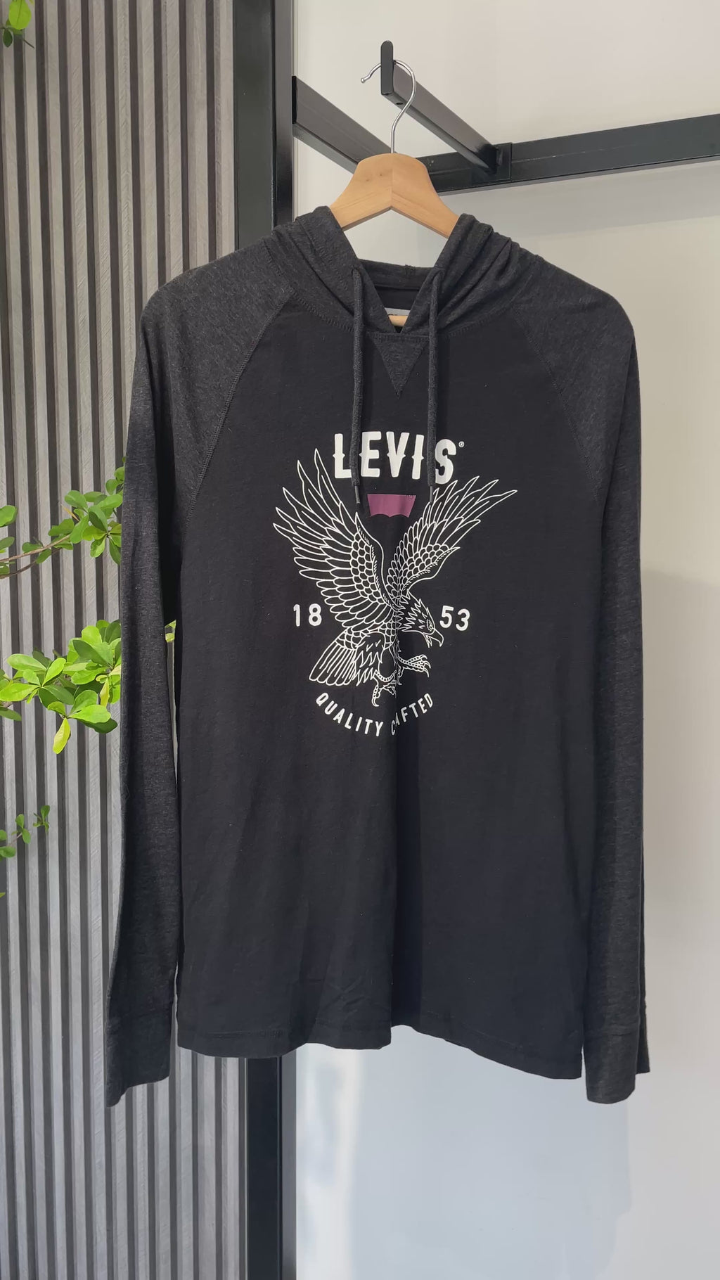 Buso Levi's Aguila