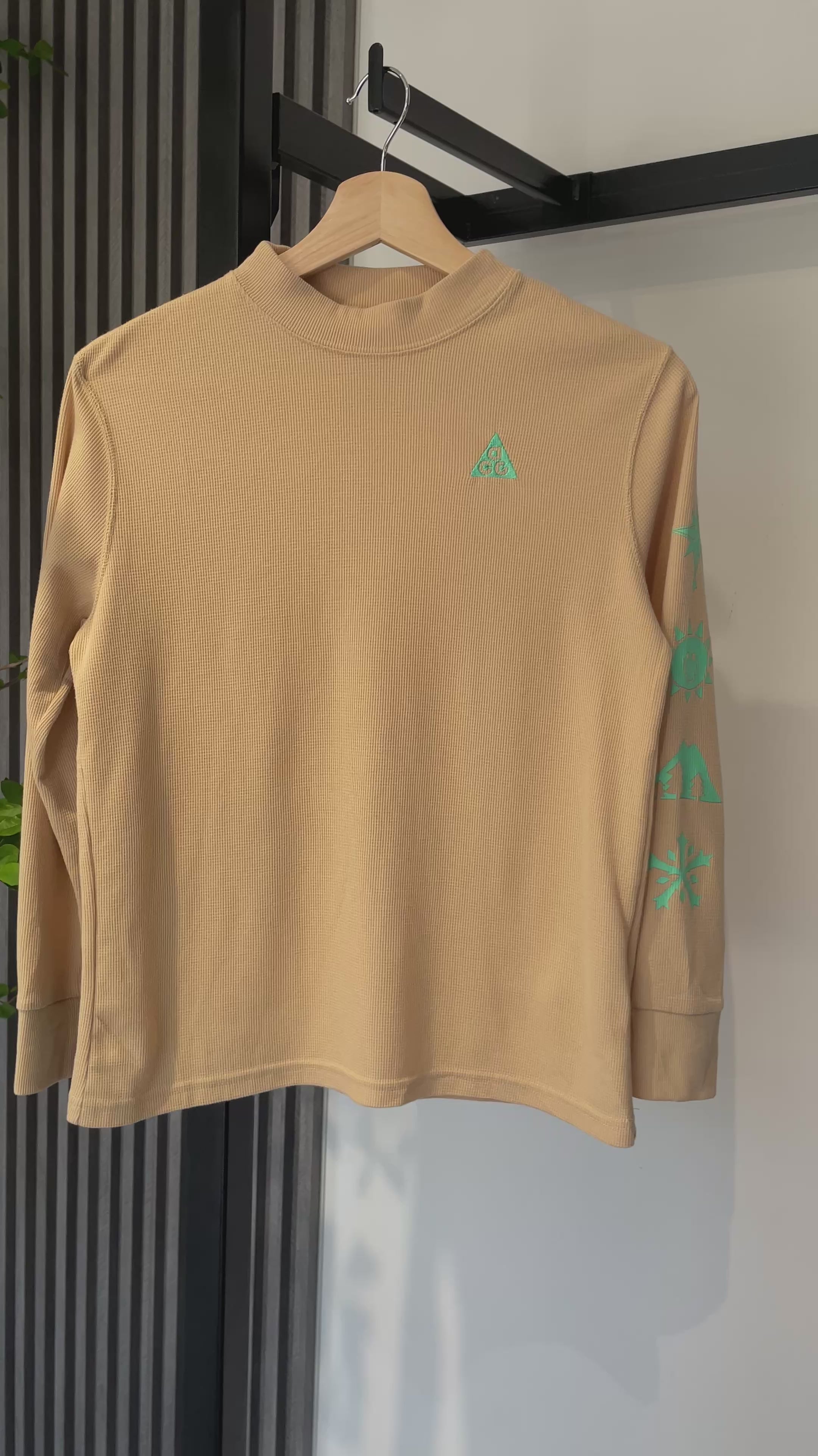 Buso Nike ACG Dri-FIT Arena