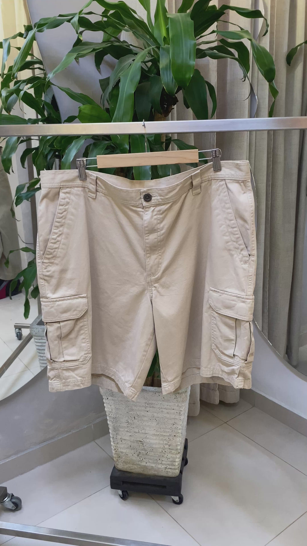 Bermuda Columbia Cargo Khaki