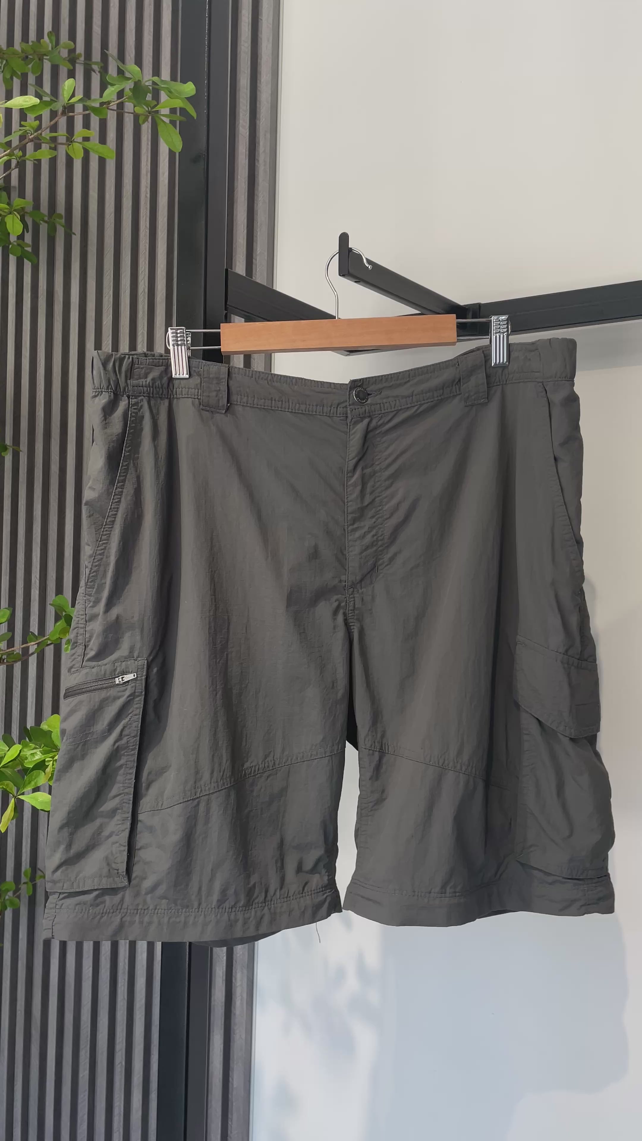 Bermuda Columbia Cargo Omni-Shade