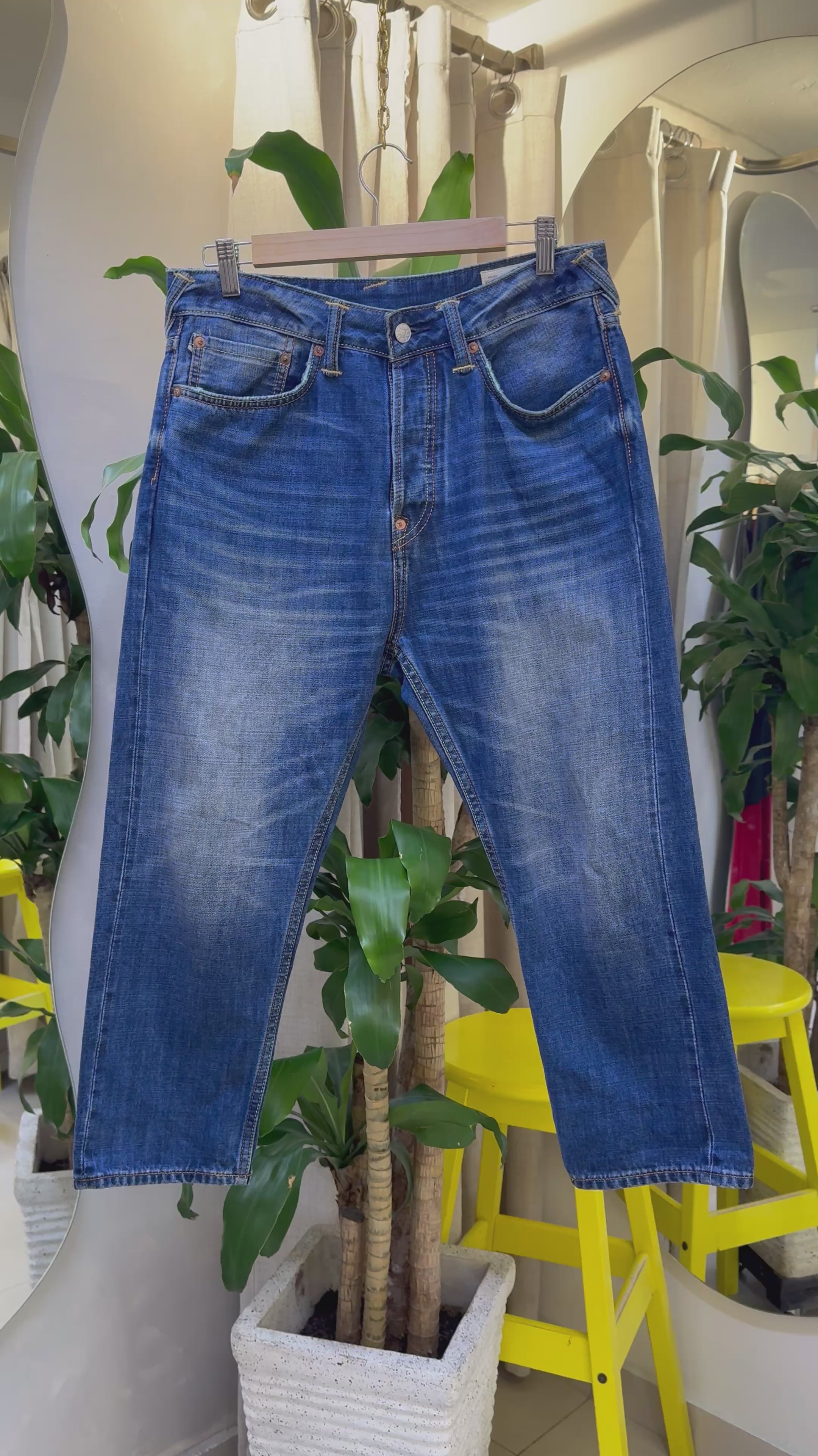 Jean EVISU azul corto