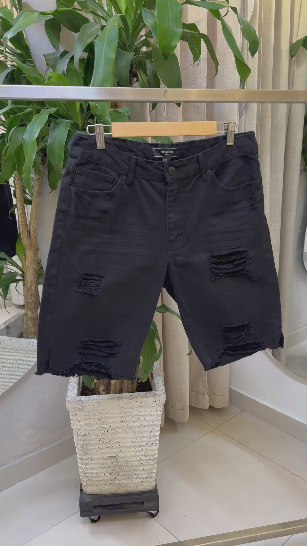 Bermuda Forever 21  Jean Negro